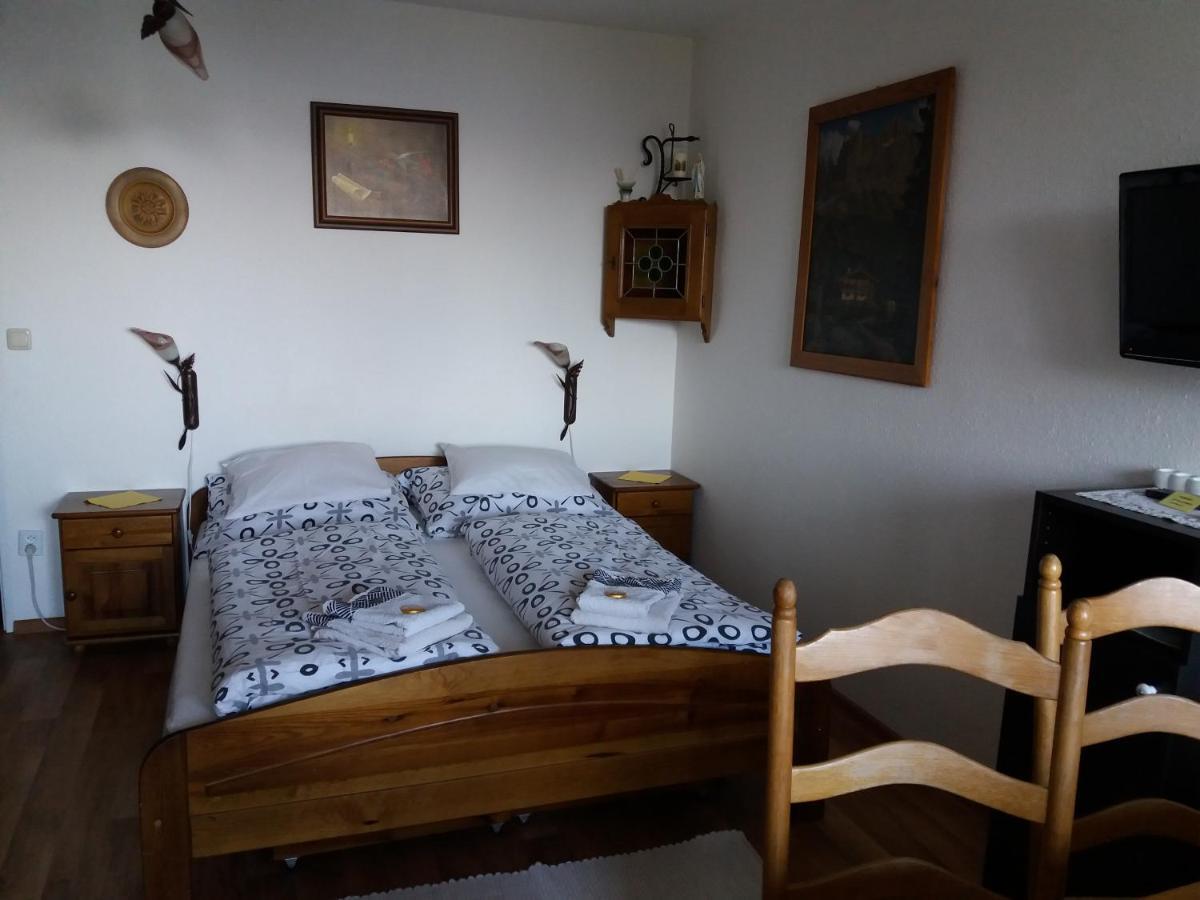 Apartma Mit Seeblick Sankt Gilgen Esterno foto